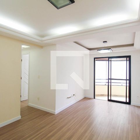 Apartamento à venda com 85m², 3 quartos e 2 vagas Apartamento à venda com 85m², 3 quartos e 2 vagasSala