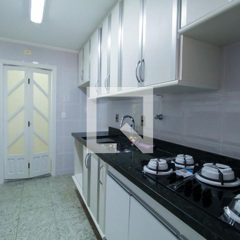 Apartamento à venda com 85m², 3 quartos e 2 vagas Apartamento à venda com 85m², 3 quartos e 2 vagasCozinha