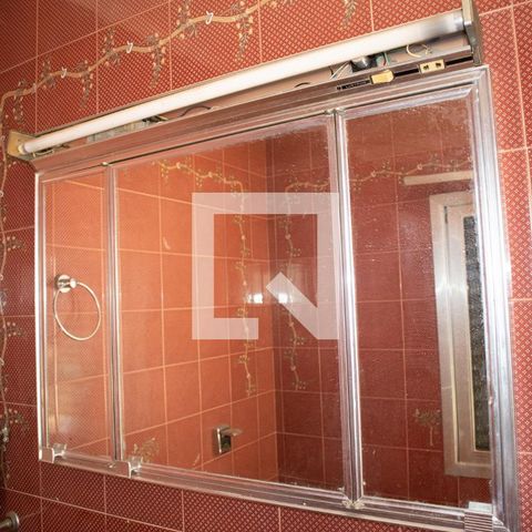 Casa à venda com 240m², 3 quartos e 3 vagasBanheiro do Quarto 2