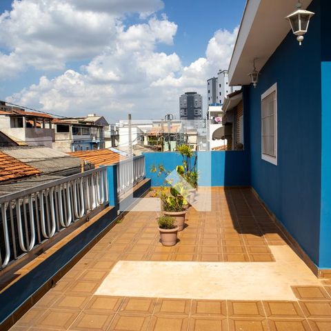 Casa à venda com 240m², 3 quartos e 3 vagasVaranda