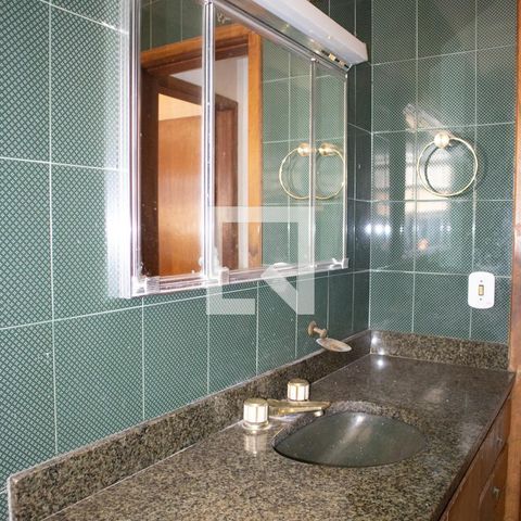 Casa à venda com 240m², 3 quartos e 3 vagasLavabo