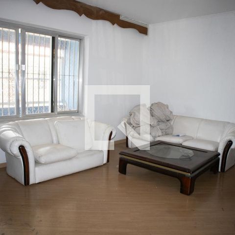 Casa à venda com 240m², 3 quartos e 3 vagasSala