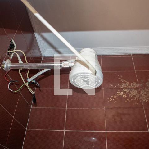 Casa à venda com 240m², 3 quartos e 3 vagasBanheiro do Quarto 1