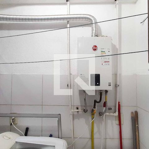 Apartamento à venda com 40m², 2 quartos e 1 vaga Apartamento à venda com 40m², 2 quartos e 1 vagaÁrea de Serviço