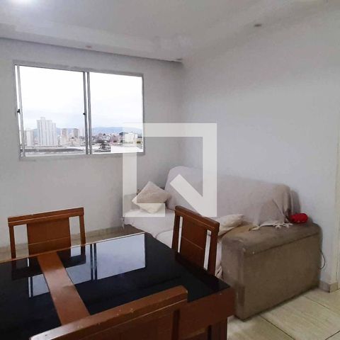 Apartamento à venda com 40m², 2 quartos e 1 vaga Apartamento à venda com 40m², 2 quartos e 1 vagaSala
