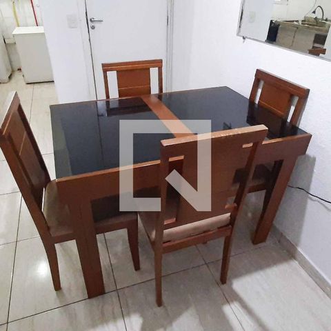 Apartamento à venda com 40m², 2 quartos e 1 vaga Apartamento à venda com 40m², 2 quartos e 1 vagaSala