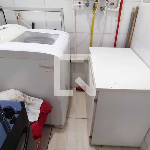Apartamento à venda com 40m², 2 quartos e 1 vaga Apartamento à venda com 40m², 2 quartos e 1 vagaÁrea de Serviço