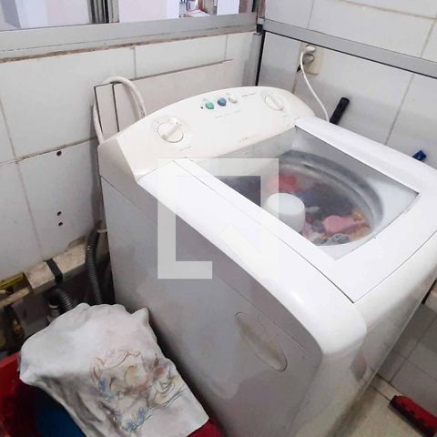 Apartamento à venda com 40m², 2 quartos e 1 vaga Apartamento à venda com 40m², 2 quartos e 1 vagaÁrea de Serviço