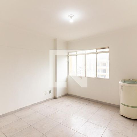 Apartamento à venda com 33m², 1 quarto e sem vagaQuarto
