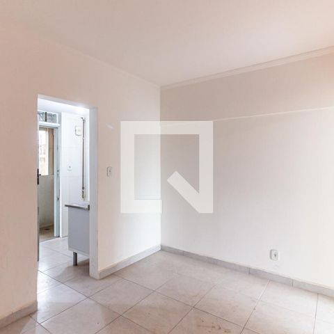 Apartamento à venda com 33m², 1 quarto e sem vagaSala