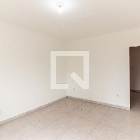 Apartamento à venda com 33m², 1 quarto e sem vagaQuarto