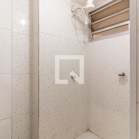 Apartamento à venda com 33m², 1 quarto e sem vagaBanheiro