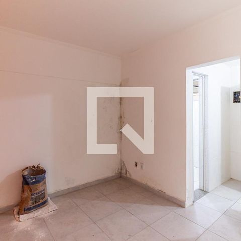 Apartamento à venda com 33m², 1 quarto e sem vagaSala