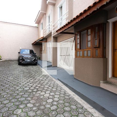Casa à venda com 110m², 3 quartos e 2 vagasÁrea Comum