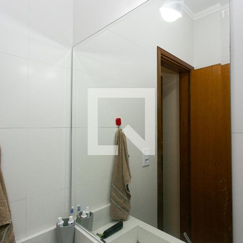 Casa à venda com 110m², 3 quartos e 2 vagasBanheiro da Suíte 3