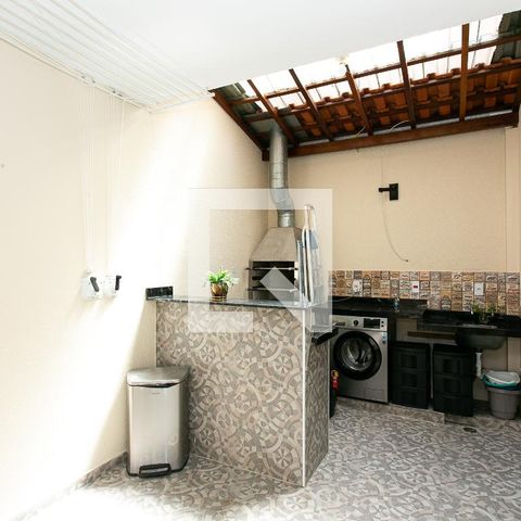 Casa à venda com 110m², 3 quartos e 2 vagasChurrasqueira