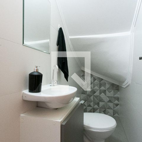 Casa à venda com 110m², 3 quartos e 2 vagasLavabo