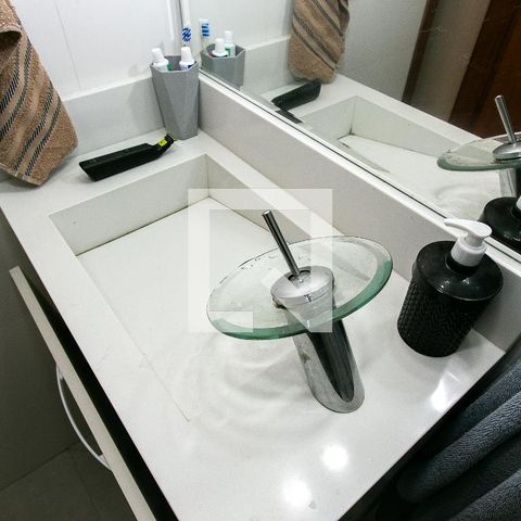 Casa à venda com 110m², 3 quartos e 2 vagasBanheiro da Suíte 3