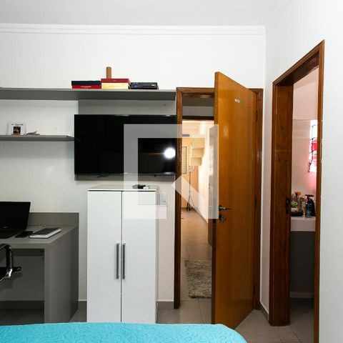 Casa à venda com 110m², 3 quartos e 2 vagasSuíte 1
