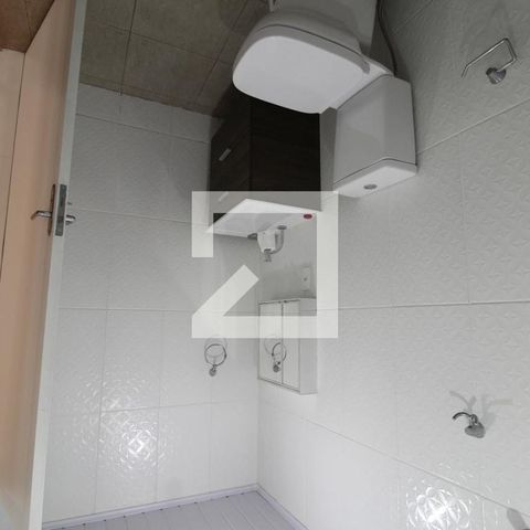 Casa à venda com 180m², 3 quartos e 2 vagasBanheiro de Serviço - Suíte