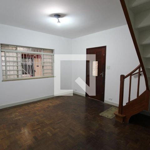 Casa à venda com 180m², 3 quartos e 2 vagasSala