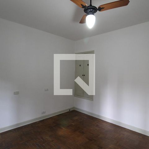Casa à venda com 180m², 3 quartos e 2 vagasQuarto 1 - Superior