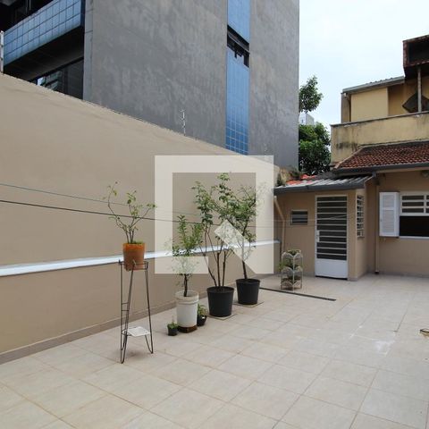 Casa à venda com 180m², 3 quartos e 2 vagasQuintal