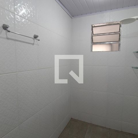 Casa à venda com 180m², 3 quartos e 2 vagasBanheiro de Serviço - Suíte
