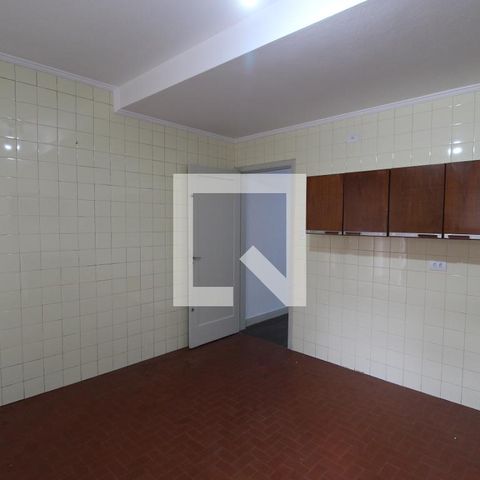 Casa à venda com 180m², 3 quartos e 2 vagasCozinha