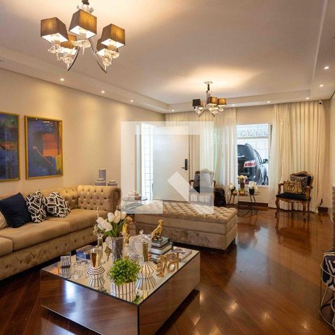 Casa para alugar com 660m², 4 quartos e 3 vagasSala de Estar
