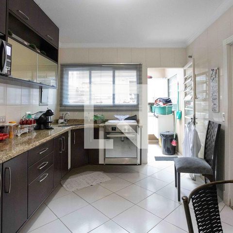 Casa para alugar com 660m², 4 quartos e 3 vagasCozinha