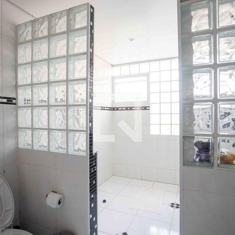 Casa para alugar com 660m², 4 quartos e 3 vagasBanheiro da Suíte 2