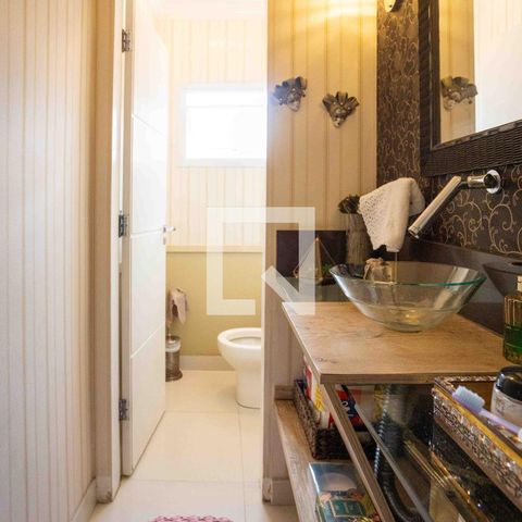 Casa para alugar com 660m², 4 quartos e 3 vagasLavabo