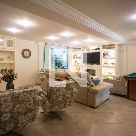Casa para alugar com 660m², 4 quartos e 3 vagasÁrea comum