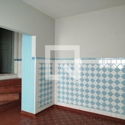 Casa à venda com 168m², 2 quartos e 2 vagas Casa à venda com 168m², 2 quartos e 2 vagasCozinha