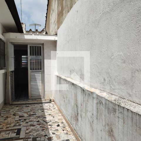 Casa à venda com 168m², 2 quartos e 2 vagas Casa à venda com 168m², 2 quartos e 2 vagasÁrea de Serviço