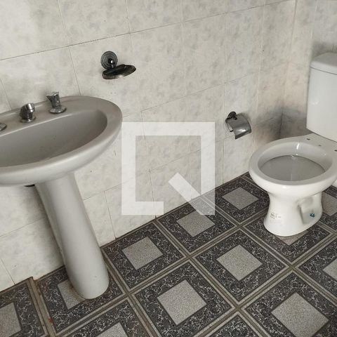 Casa à venda com 168m², 2 quartos e 2 vagas Casa à venda com 168m², 2 quartos e 2 vagasGaragem