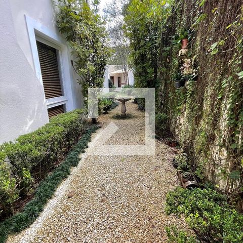 Casa à venda com 400m², 4 quartos e 5 vagas Casa à venda com 400m², 4 quartos e 5 vagasjardim de inverno