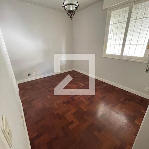 Casa à venda com 400m², 4 quartos e 5 vagas Casa à venda com 400m², 4 quartos e 5 vagasSuíte 4