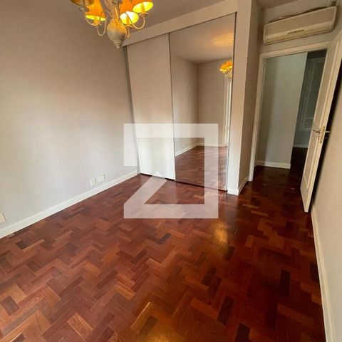 Casa à venda com 400m², 4 quartos e 5 vagas Casa à venda com 400m², 4 quartos e 5 vagasQuarto 3
