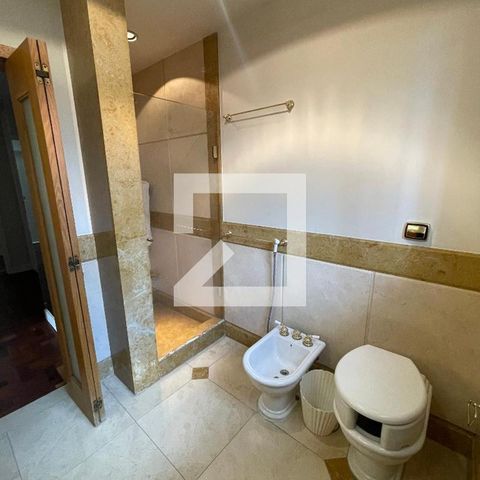 Casa à venda com 400m², 4 quartos e 5 vagas Casa à venda com 400m², 4 quartos e 5 vagasbanheiro suíte master
