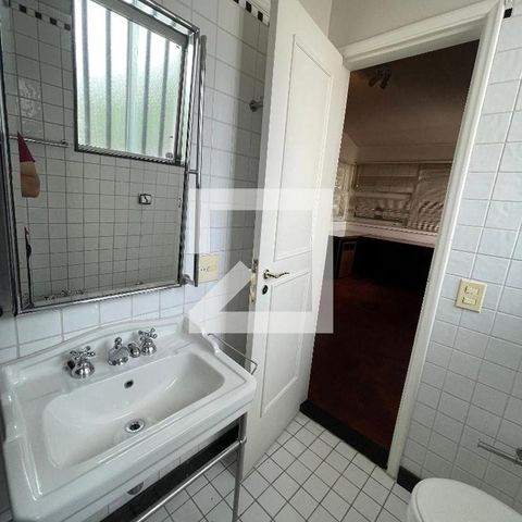Casa à venda com 400m², 4 quartos e 5 vagas Casa à venda com 400m², 4 quartos e 5 vagasbanheiro da suíte 3