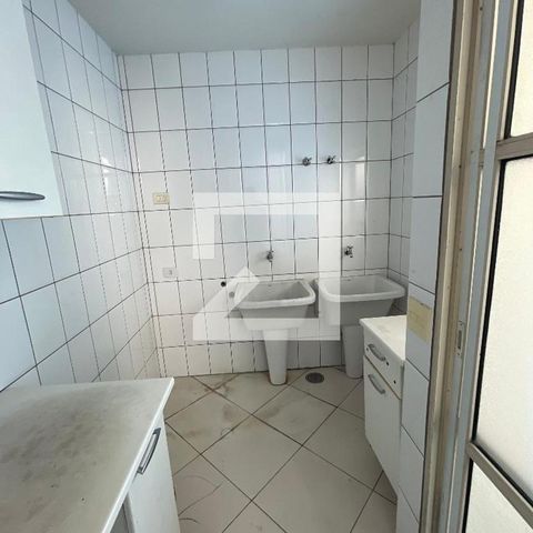 Casa à venda com 400m², 4 quartos e 5 vagas Casa à venda com 400m², 4 quartos e 5 vagasLavanderia