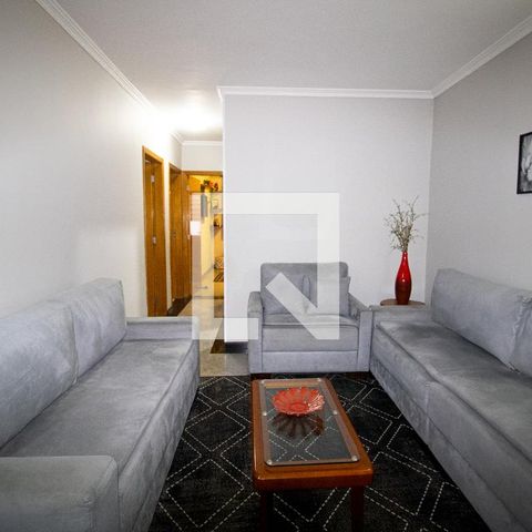 Casa à venda com 240m², 3 quartos e 3 vagasSala