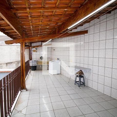 Casa à venda com 240m², 3 quartos e 3 vagasÁrea de Serviço