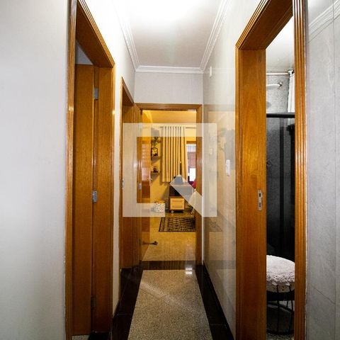 Casa à venda com 240m², 3 quartos e 3 vagasQuarto - Corredor