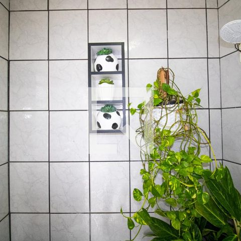 Casa à venda com 240m², 3 quartos e 3 vagasBanheiro 2
