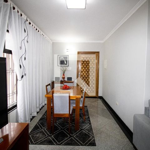 Casa à venda com 240m², 3 quartos e 3 vagasSala