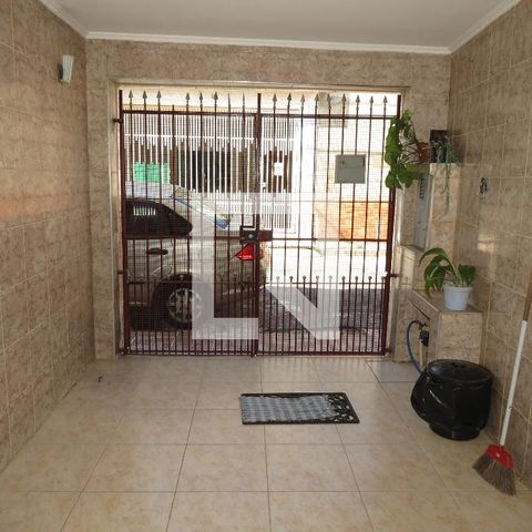 Casa à venda com 216m², 6 quartos e 2 vagasGaragem