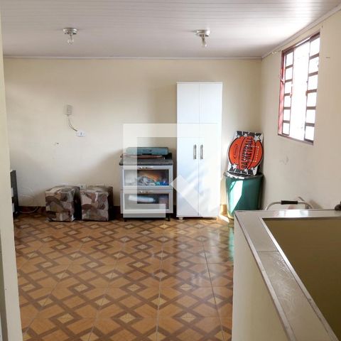 Casa à venda com 216m², 6 quartos e 2 vagasÁrea de Serviço